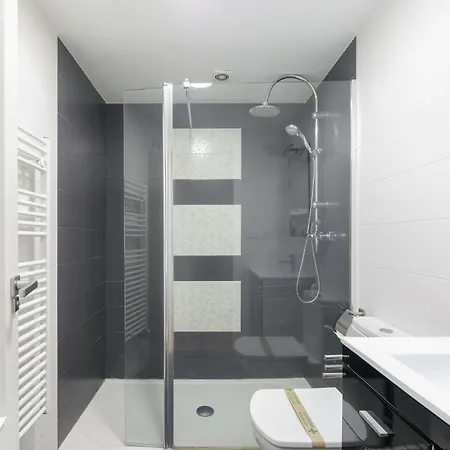 דירה Con Parking Gratis En El Centro By *